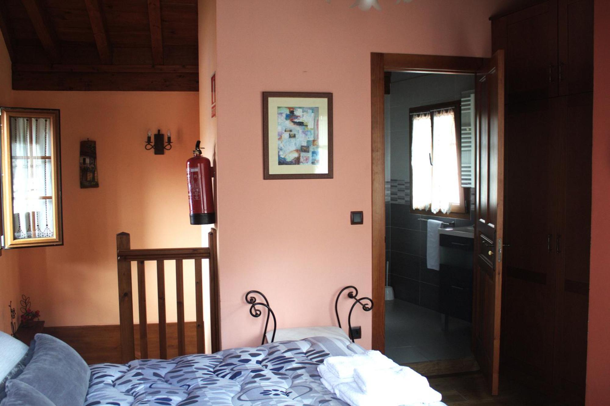 Casas Rurales La Casina Onís 외부 사진